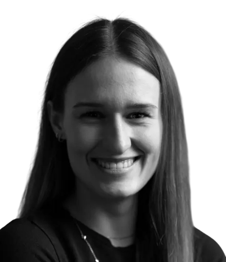 Carina T. - selbständige, freiberufliche UX/UI & Mediendesignerin - Profilbild