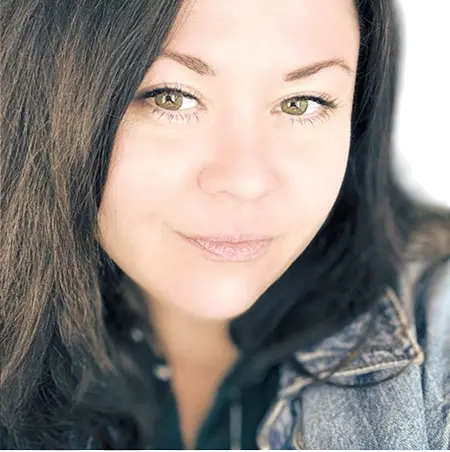 Elena Ribak - Senior Graphic & Web Designer - profile avatar