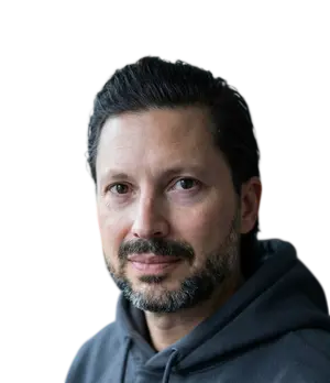 Florian Defren - Consultant Marketing & Commercial Operations - profile avatar