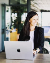 Sonja Grahl - Customer Care Agent & Social Media Community Manager - profile avatar