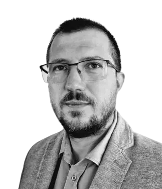Valeriu Vrabie - Engineering Director (Gruppenleiter für Anwendungsentwicklung und Administration) - Profilbild